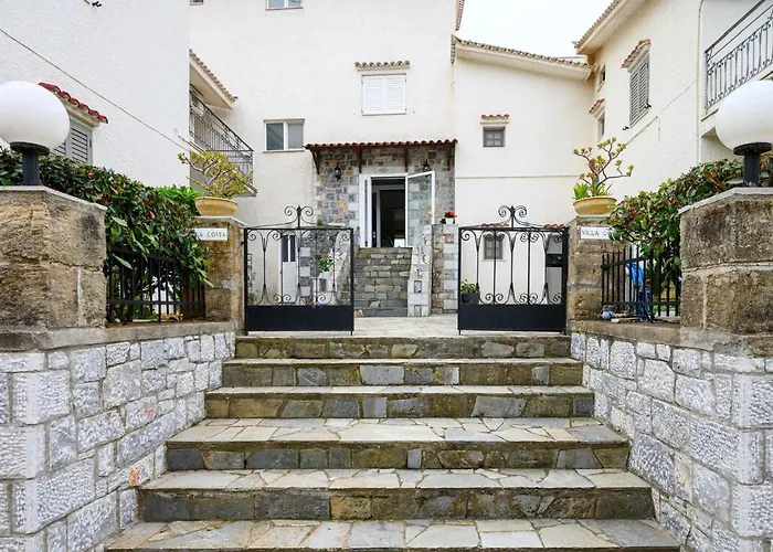 Villa Kosta Hotel&Apartments