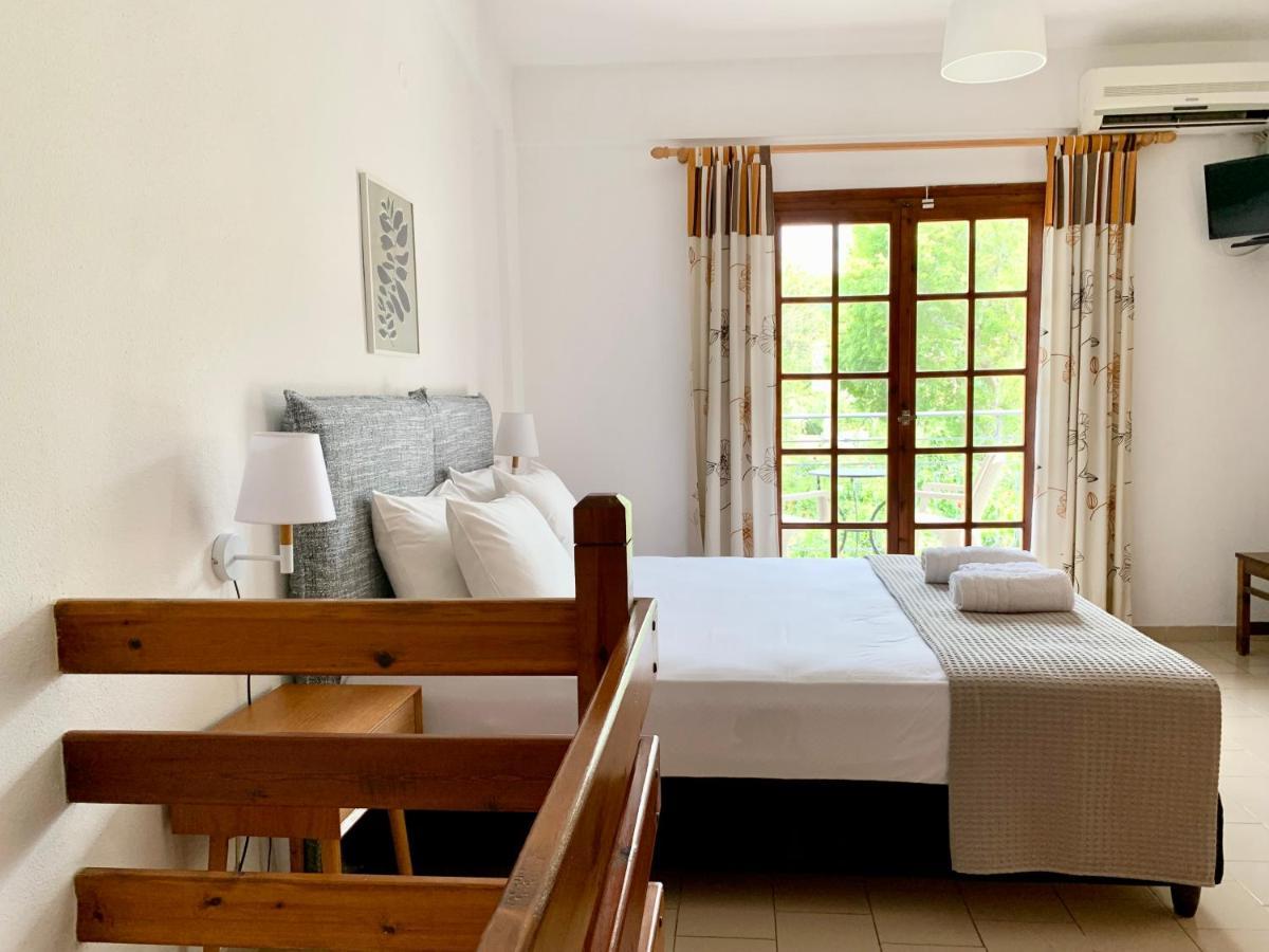 Kosta Hotel&apartments 2*